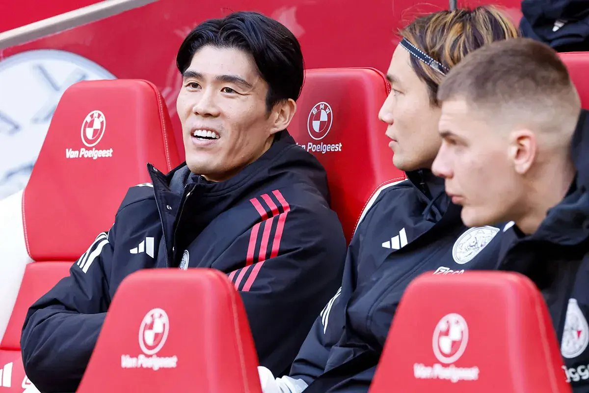 Bóng đá Nhật Bản Ko Itakura nhìn lại đội U19