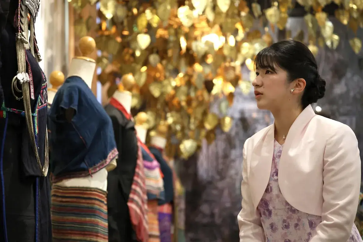 Công Chúa Aiko Thăm Lào Giao Lưu Văn Hóa và Trải Nghiệm