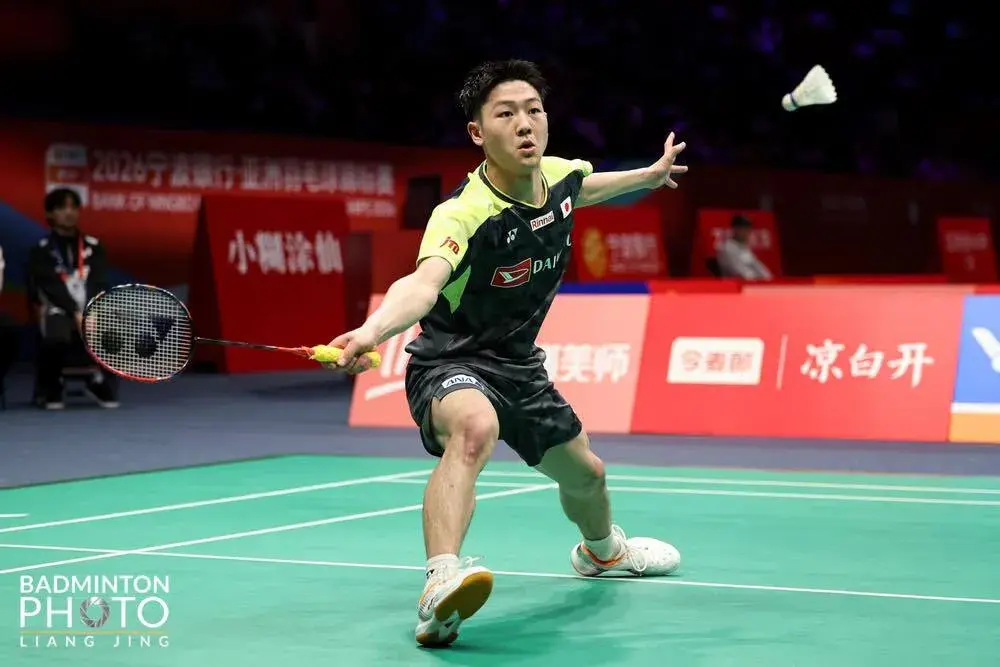 Giải vô địch châu Á Okimoto, Naraoka thắng trận đầu