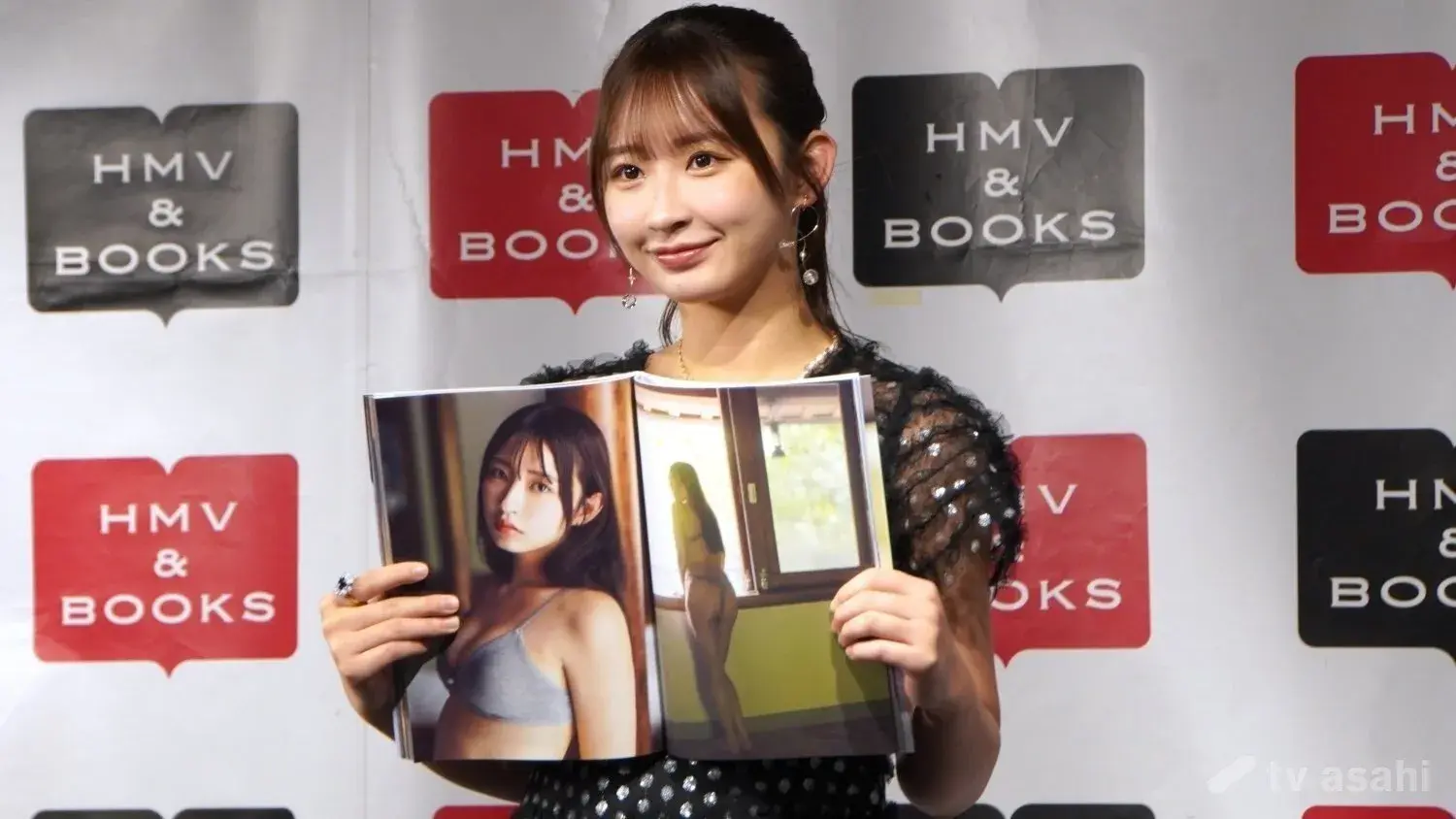 Idol, Lồng tiếng Photobook mới chụp tại Việt Nam