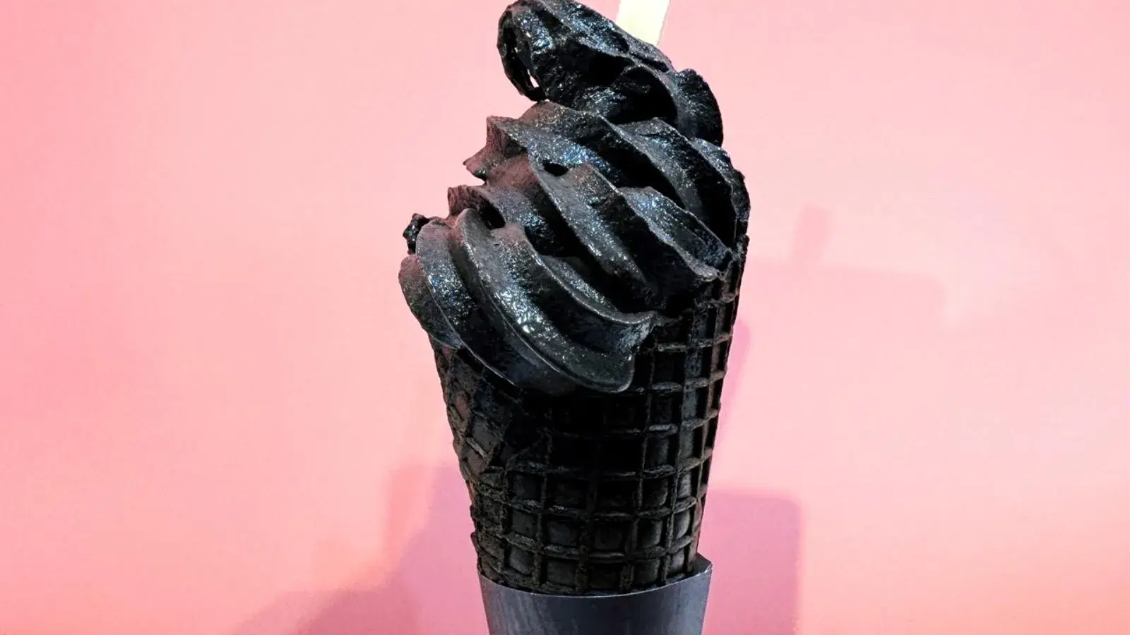 Kem mềm sô cô la đen đặc biệt tại Amour du Chocolat 2026