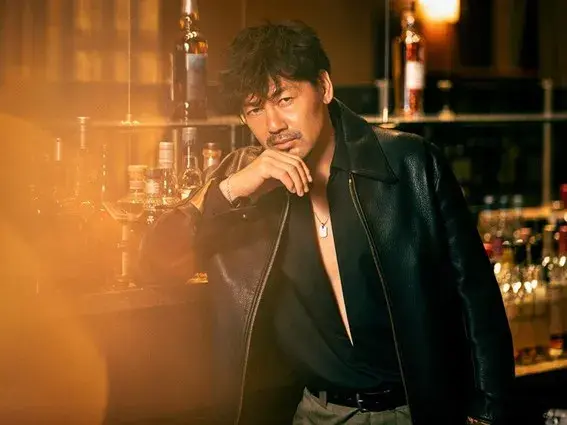 Matsui Daisuke biến hóa phong cách da sành điệu trên tạp chí LEON