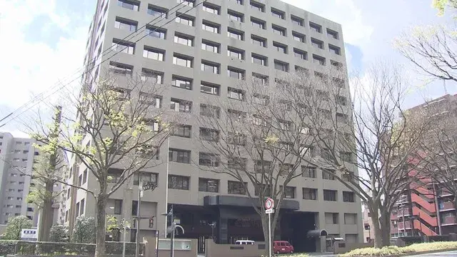 Miễn tố 3 người Việt bị bắt vì luật chống trộm