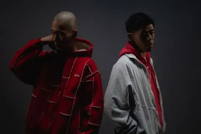 MV mới của ziproom và hợp tác Stray Kids x Biore UV