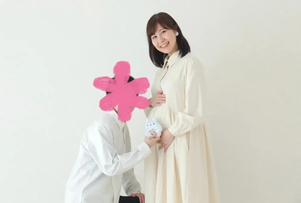 Nữ phát thanh viên báo tin vui kết hôn và mang thai