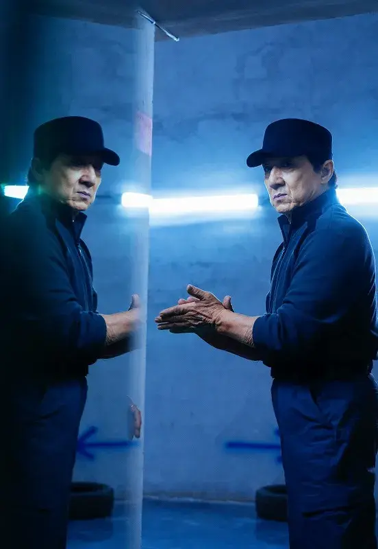 Thành Long Triết lý phim hành động và Shadows Edge